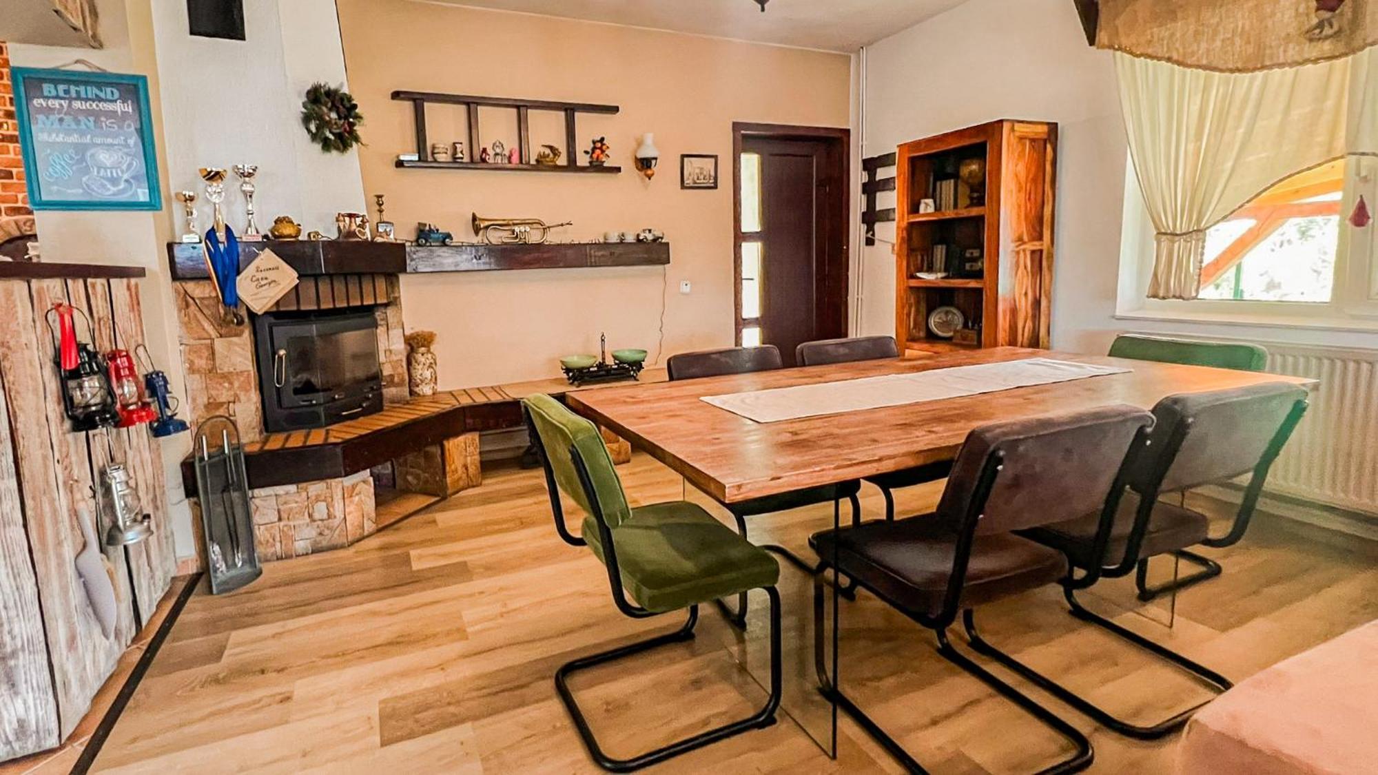 Săcele Casa Georgeaヴィラ エクステリア 写真